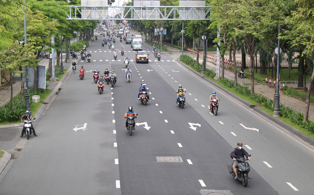 TP Hồ Chí Minh: Nhịp sống dần trở lại sau giãn cách