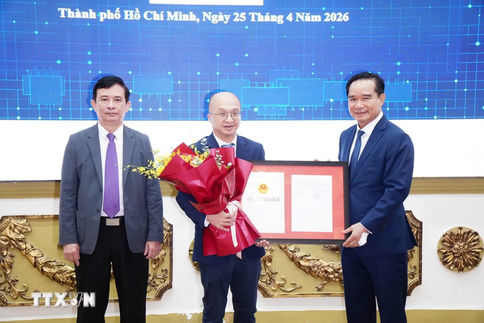 Thành phố Hồ Chí Minh trao giấy chứng nhận đầu tư cho 4 dự án công nghệ cao